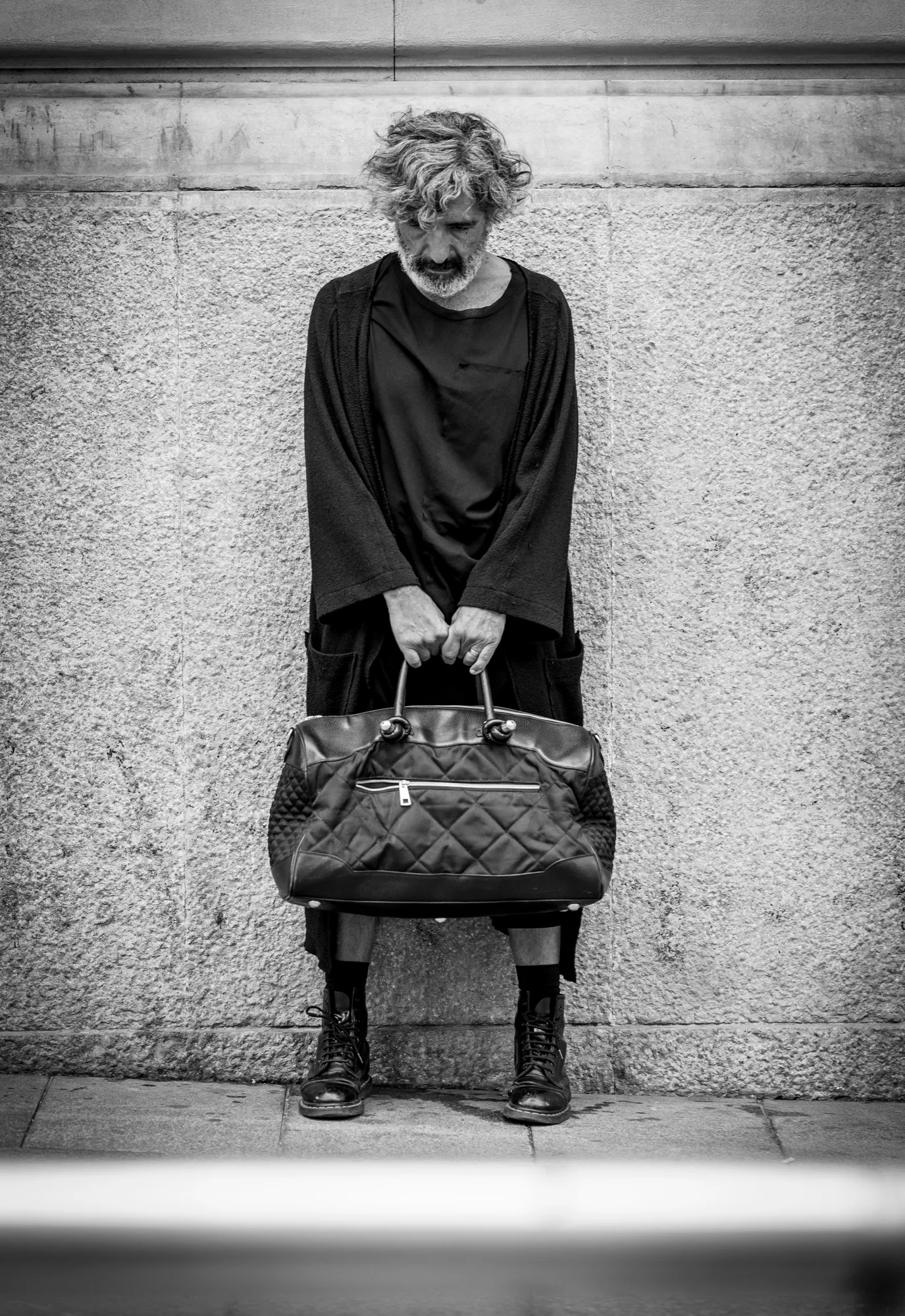 Editorial ANTONIO RODRIGUEZ — retrato en blanco y negro